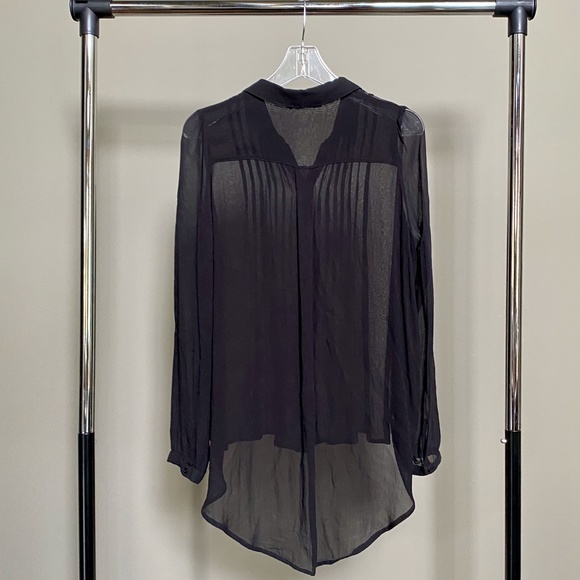 Zara Blouse - Picture 2 of 4